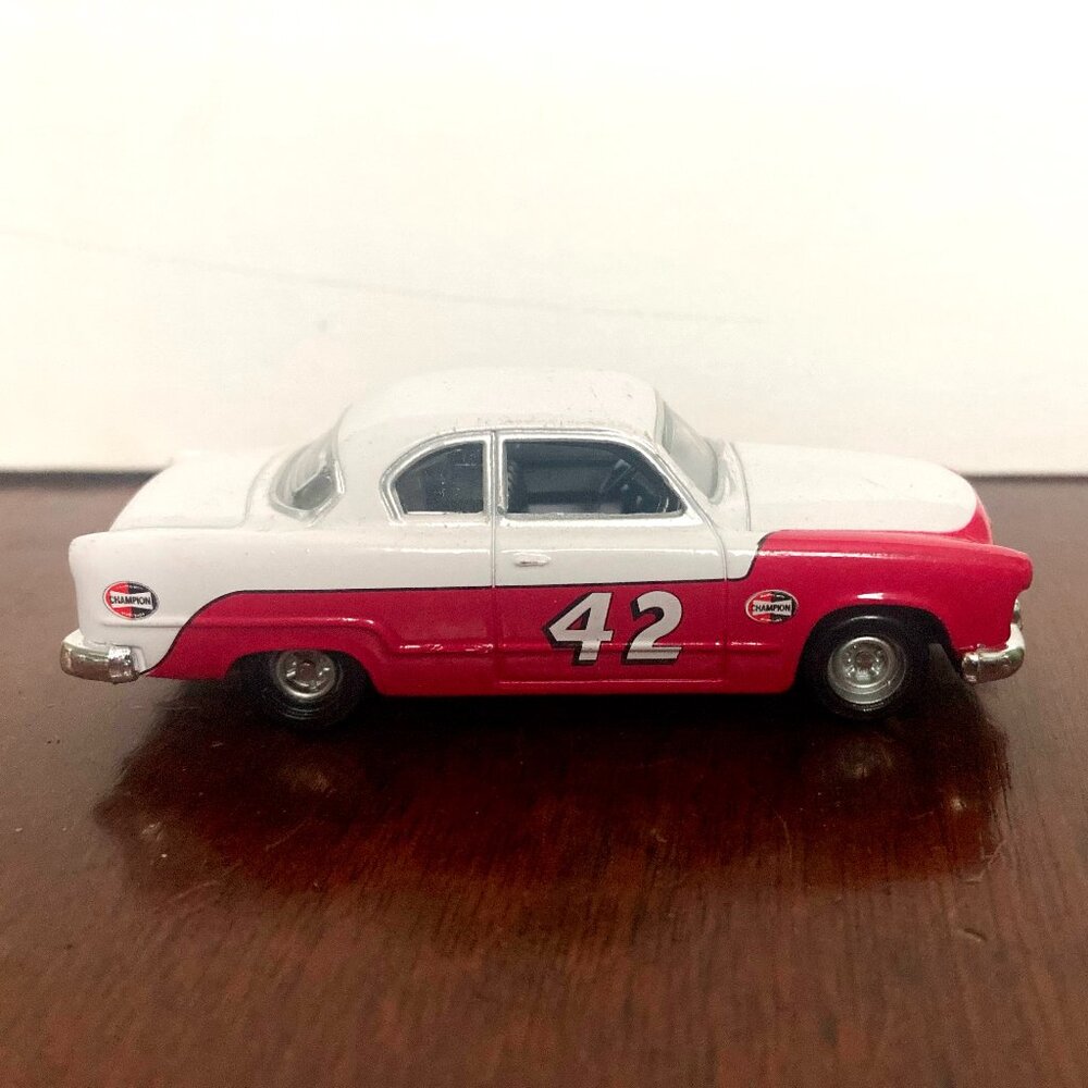 1999 Racing Champions #42 Issue 1956 Lee Petty  (05448) Daimier Chrysler